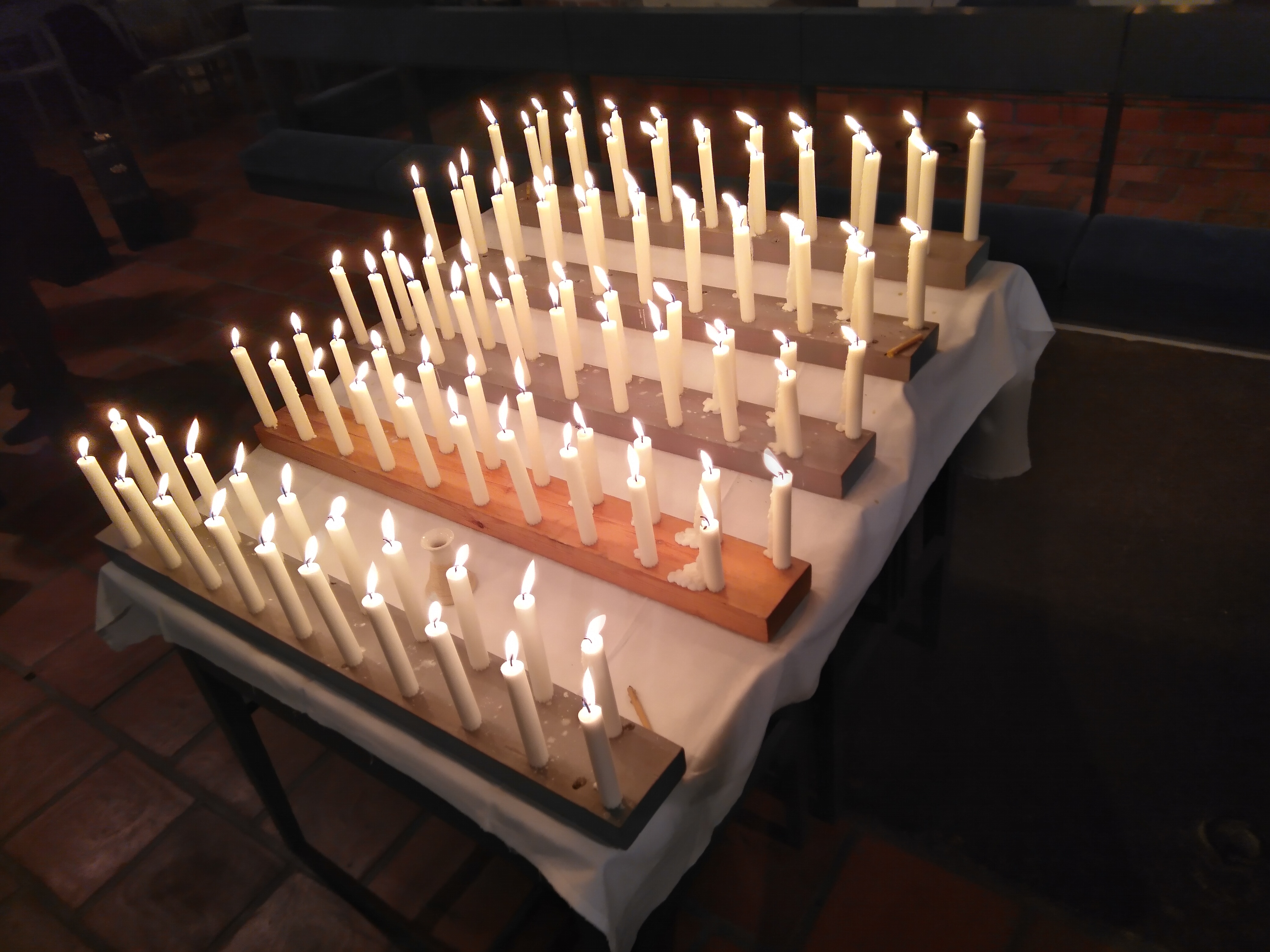 Kynttilät Mynämäen kirkossa